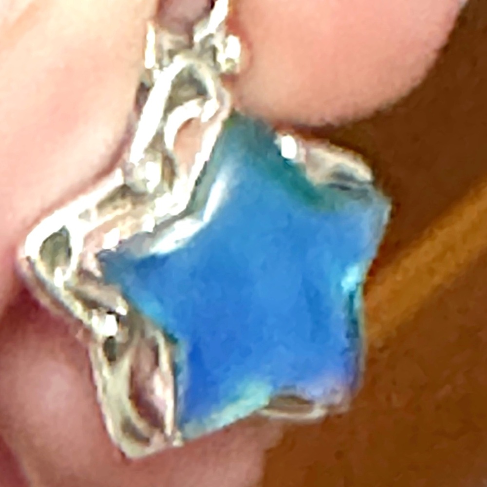 925 Sterling Silver w/Natural Aurora Opal Star Pendant Color Changing NWOT